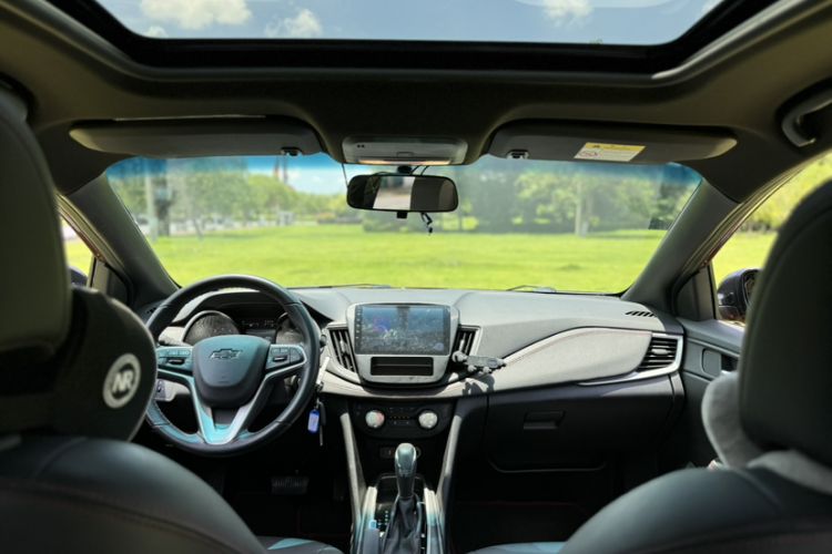 Used Chevrolet Monza 2022 Light Hybrid RS 330T Automatic Comfort Edition Interior 3