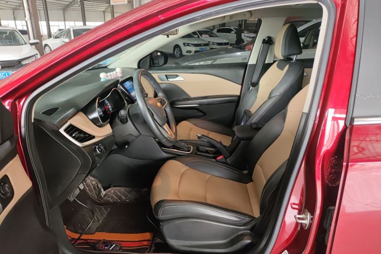 Used Chevrolet Monza 2022 320 Automatic Enjoyment Sunroof Version Left Front Seat
