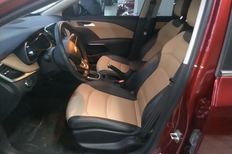 Used Chevrolet Monza 2022 320 Automatic Enjoyment Sunroof Version Left Front Seat