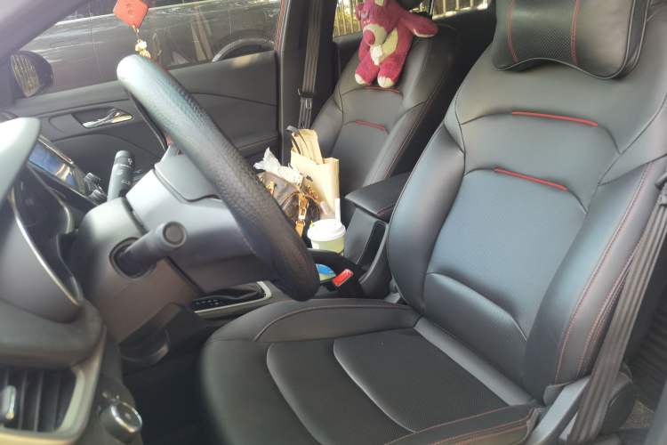 Used Chevrolet Monza 2022 Light Hybrid RS 330T Automatic Comfort Edition Left Front Seat