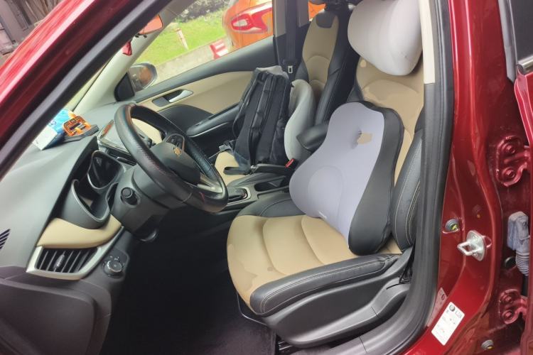 Used Chevrolet Monza 2022 320 Automatic Enjoyment Sunroof Version Left Front Seat