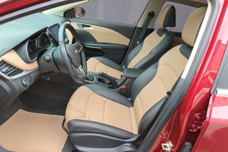 Used Chevrolet Monza 2022 320 Automatic Enjoyment Sunroof Version Left Front Seat
