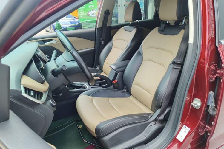 Used Chevrolet Monza 2022 320 Automatic Enjoyment Edition Left Front Seat