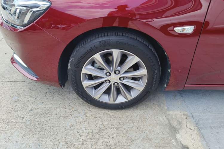 Used Chevrolet Monza 2022 320 Automatic Enjoyment Edition Left Front Wheel Hub