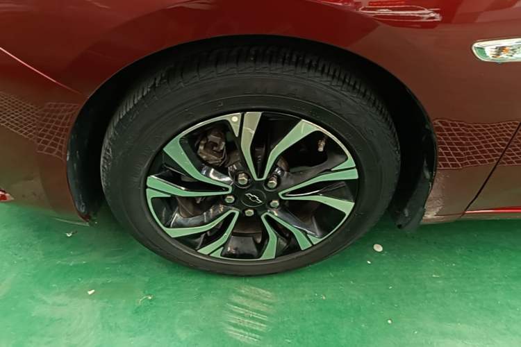 Used Chevrolet Monza 2022 Light Hybrid RS 330T Automatic Comfort Edition Left Front Wheel Hub