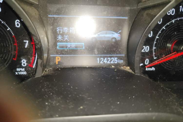 Used Chevrolet Monza 2022 320 Automatic Enjoyment Sunroof Version Odometer Close Up