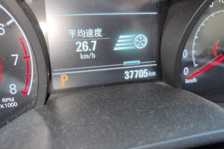 Used Chevrolet Monza 2022 320 Automatic Enjoyment Sunroof Version Odometer Close Up