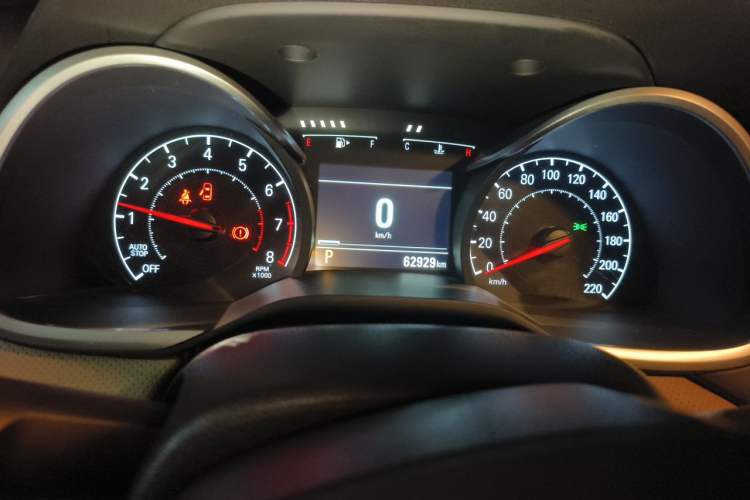 Used Chevrolet Monza 2022 320 Automatic Enjoyment Sunroof Version Odometer Close Up