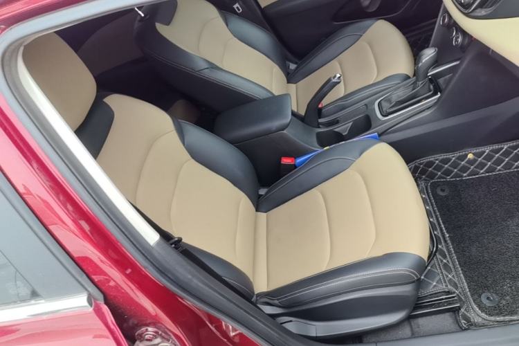 Used Chevrolet Monza 2022 320 Automatic Enjoyment Sunroof Version Right Front Seat