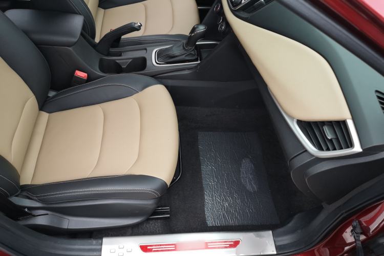Used Chevrolet Monza 2022 320 Automatic Enjoyment Edition Right Front Seat