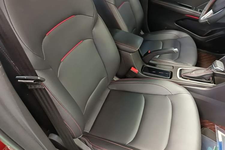 Used Chevrolet Monza 2022 Light Hybrid RS 330T Automatic Comfort Edition Right Front Seat