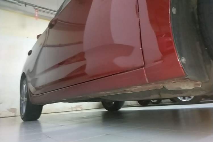Used Chevrolet Monza 2022 320 Automatic Enjoyment Sunroof Version Right Side Sill