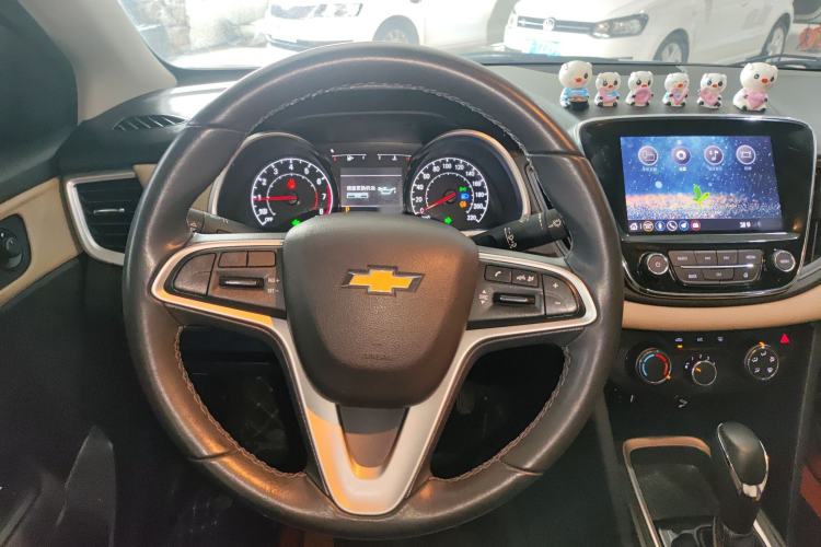 Used Chevrolet Monza 2022 320 Automatic Enjoyment Sunroof Version Steering Wheel