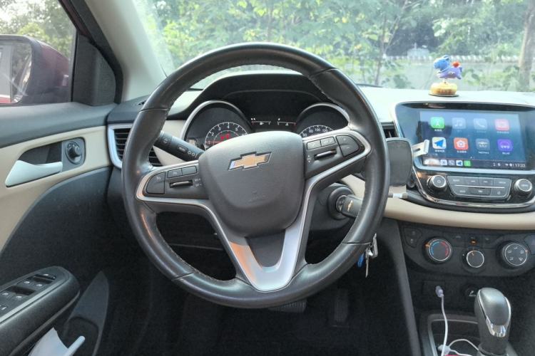 Used Chevrolet Monza 2022 320 Automatic Enjoyment Sunroof Version Steering Wheel