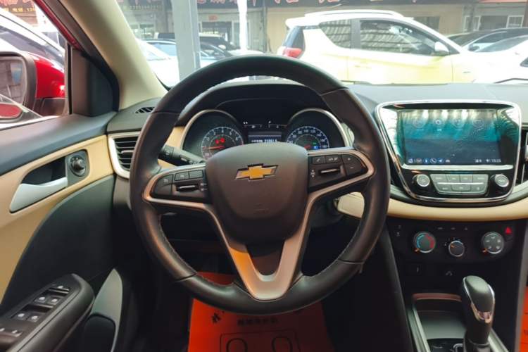 Used Chevrolet Monza 2022 320 Automatic Enjoyment Sunroof Version Steering Wheel