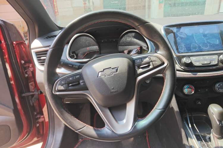 Used Chevrolet Monza 2022 Light Hybrid RS 330T Automatic Comfort Edition Steering Wheel