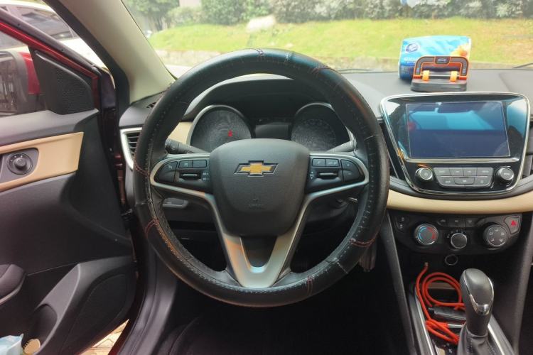 Used Chevrolet Monza 2022 320 Automatic Enjoyment Sunroof Version Steering Wheel