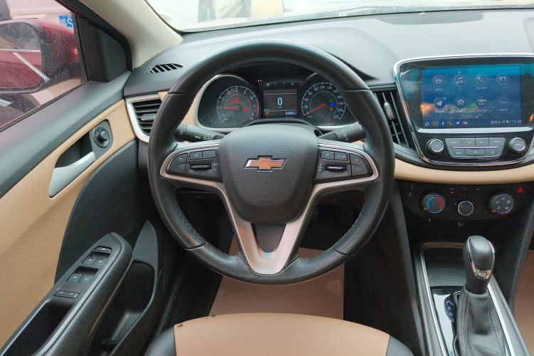 Used Chevrolet Monza 2022 320 Automatic Enjoyment Sunroof Version Steering Wheel