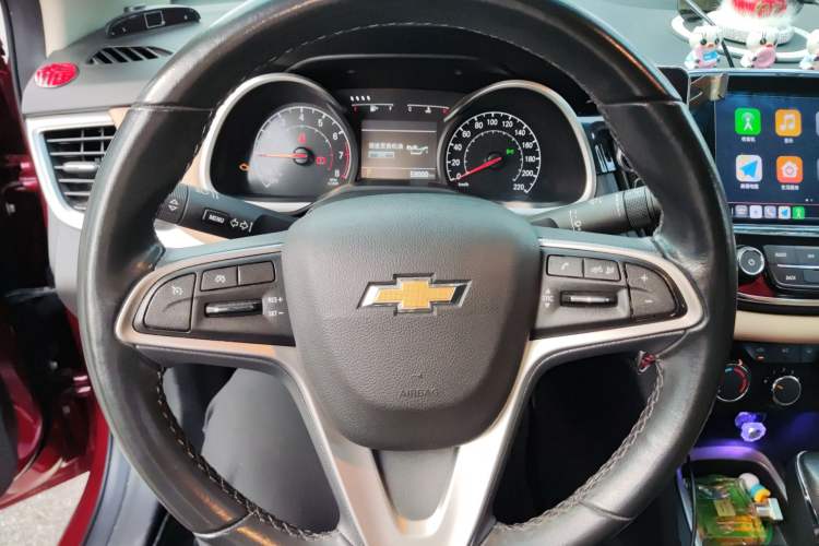 Used Chevrolet Monza 2022 320 Automatic Enjoyment Sunroof Version Steering Wheel