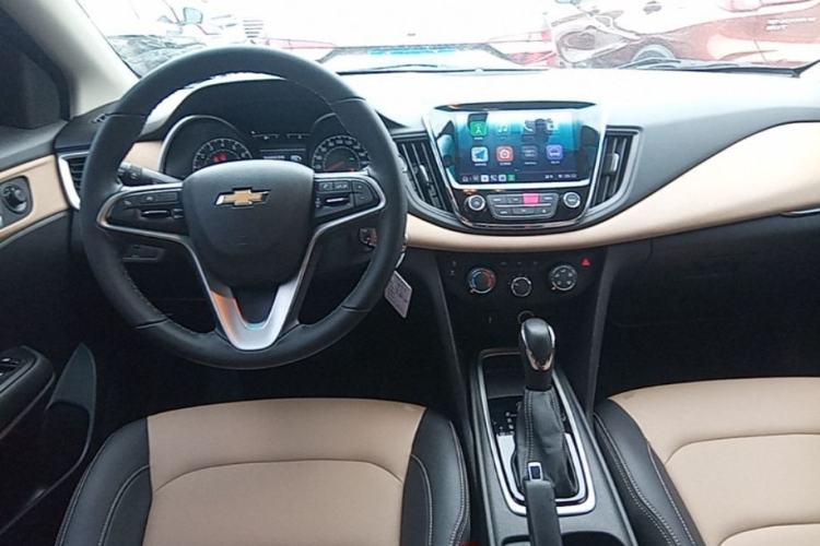 Used Chevrolet Monza 2022 320 Automatic Enjoyment Sunroof Version Steering Wheel