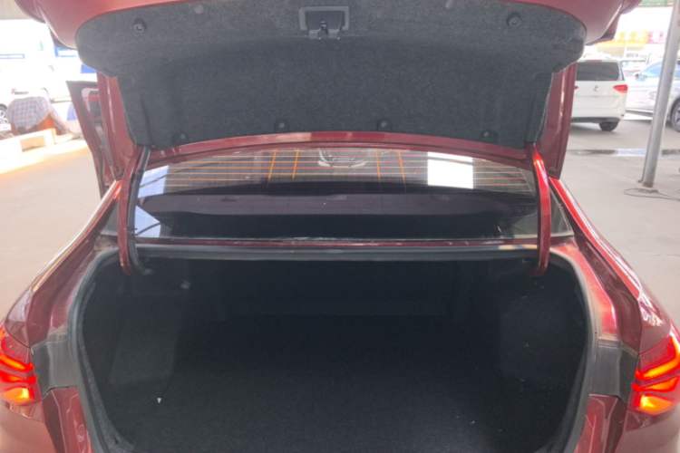 Used Chevrolet Monza 2022 320 Automatic Enjoyment Sunroof Version Trunk