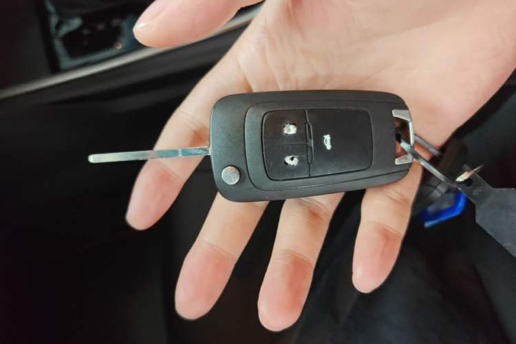 Used Chevrolet Monza 2022 Light Hybrid RS 330T Automatic Comfort Edition Vehicle Key