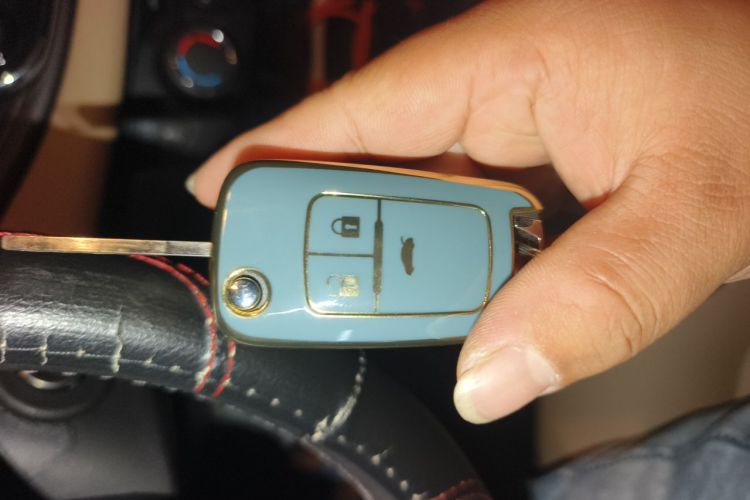Used Chevrolet Monza 2022 320 Automatic Enjoyment Sunroof Version Vehicle Key