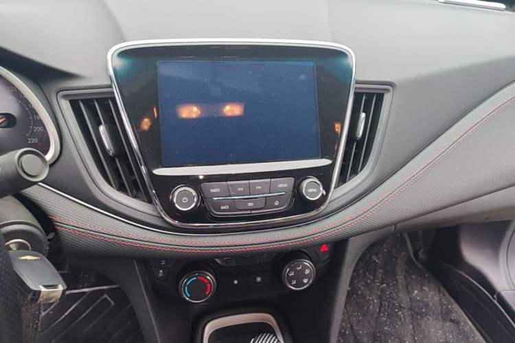 Used Chevrolet Monza 2022 Light Hybrid RS 330T Automatic Comfort Edition Audio And AC Panel