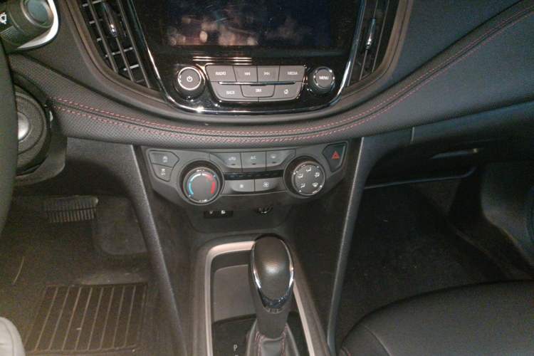 Used Chevrolet Monza 2022 Light Hybrid RS 330T Automatic Comfort Edition Audio And AC Panel