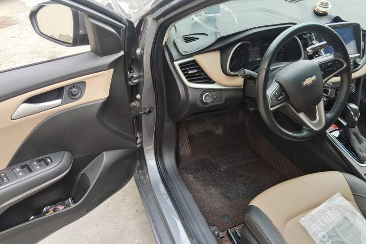 Used Chevrolet Monza 2022 320 Automatic Enjoyment Edition Driver Seat