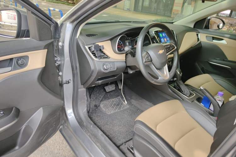 Used Chevrolet Monza 2022 320 Automatic Enjoyment Sunroof Version Driver Seat