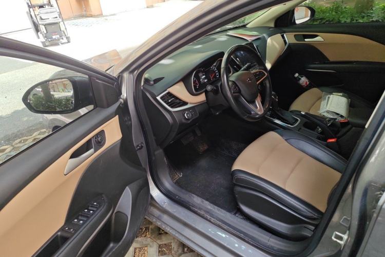 Used Chevrolet Monza 2022 320 Automatic Enjoyment Sunroof Version Driver Seat