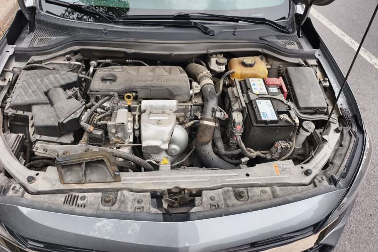 Used Chevrolet Monza 2022 Light Hybrid RS 330T Automatic Comfort Edition Engine Bay