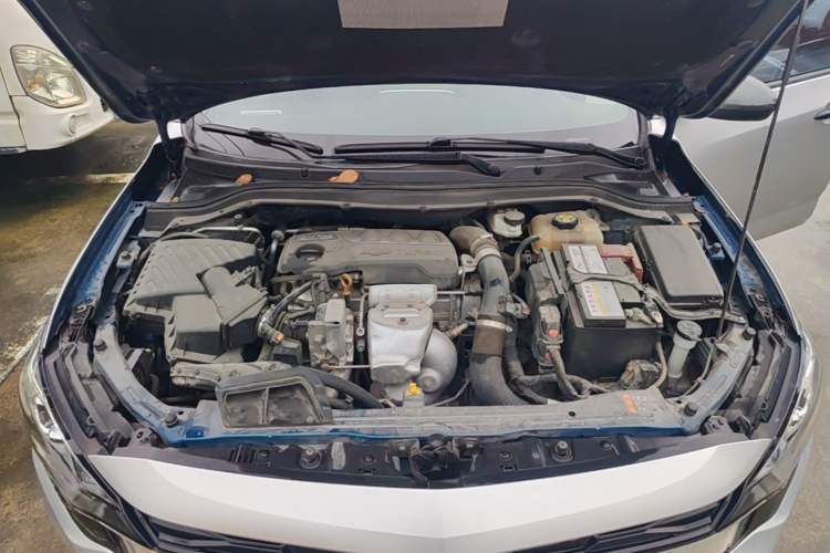 Used Chevrolet Monza 2022 Light Hybrid RS 330T Automatic Comfort Edition Engine Bay