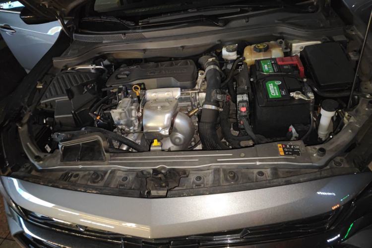 Used Chevrolet Monza 2022 Light Hybrid RS 330T Automatic Comfort Edition Engine Bay