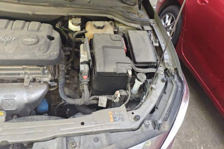 Used Chevrolet Monza 2022 320 Automatic Enjoyment Sunroof Version Engine Bay Left