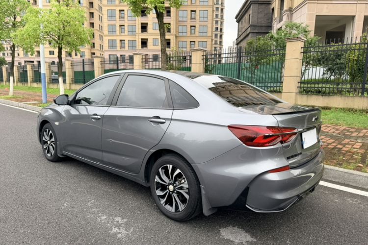 Used Chevrolet Monza 2022 Light Hybrid RS 330T Automatic Comfort Edition Exterior 6
