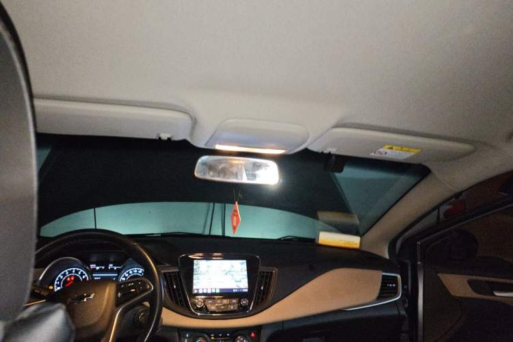 Used Chevrolet Monza 2022 320 Automatic Enjoyment Edition Headliner