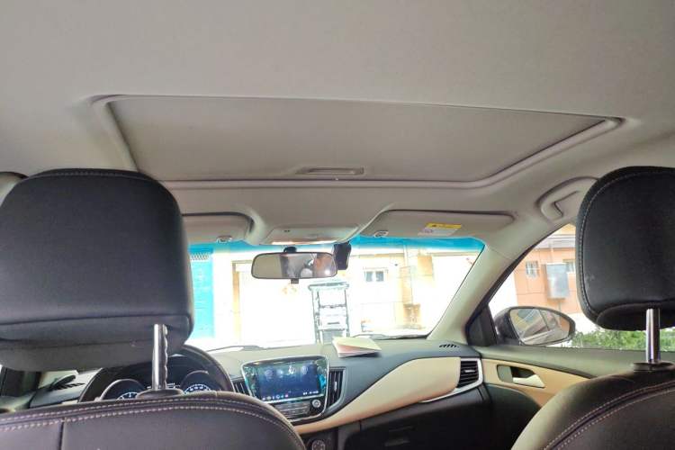 Used Chevrolet Monza 2022 320 Automatic Enjoyment Sunroof Version Headliner