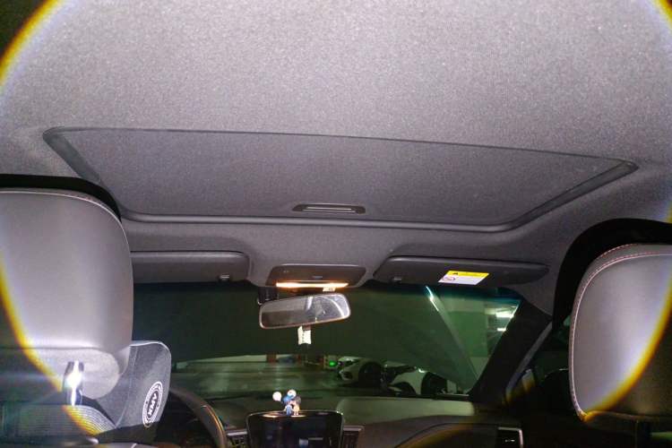 Used Chevrolet Monza 2022 Light Hybrid RS 330T Automatic Comfort Edition Headliner