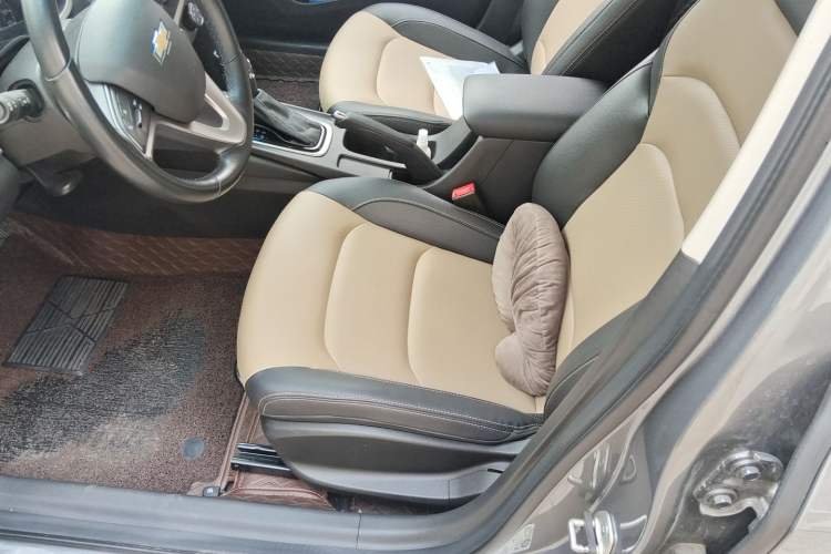 Used Chevrolet Monza 2022 320 Automatic Enjoyment Edition Left Front Seat