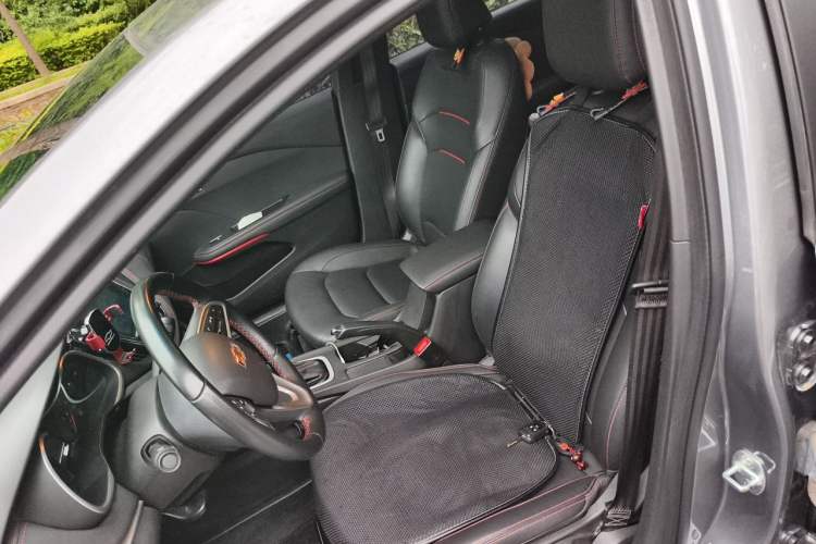 Used Chevrolet Monza 2022 Light Hybrid RS 330T Automatic Comfort Edition Left Front Seat