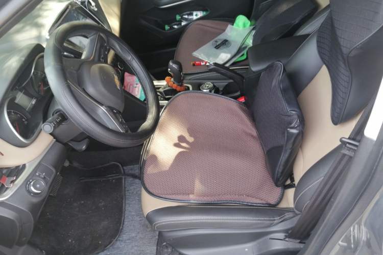 Used Chevrolet Monza 2022 320 Automatic Enjoyment Sunroof Version Left Front Seat