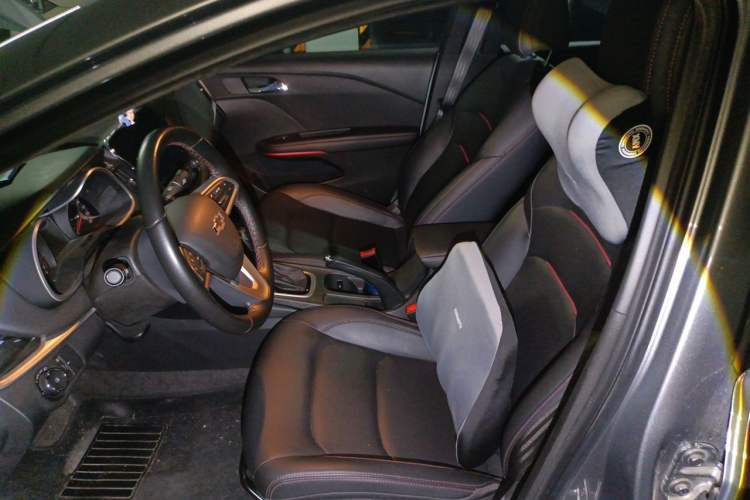 Used Chevrolet Monza 2022 Light Hybrid RS 330T Automatic Comfort Edition Left Front Seat