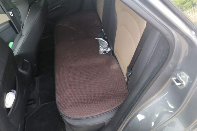 Used Chevrolet Monza 2022 320 Automatic Enjoyment Sunroof Version Left Rear Seat