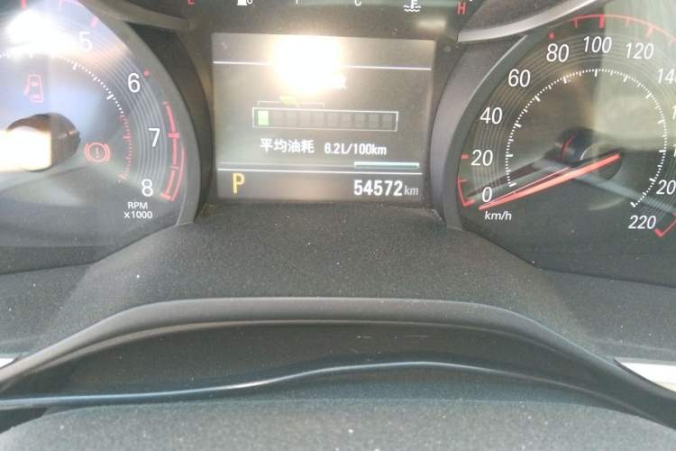 Used Chevrolet Monza 2022 Light Hybrid RS 330T Automatic Comfort Edition Odometer Close Up
