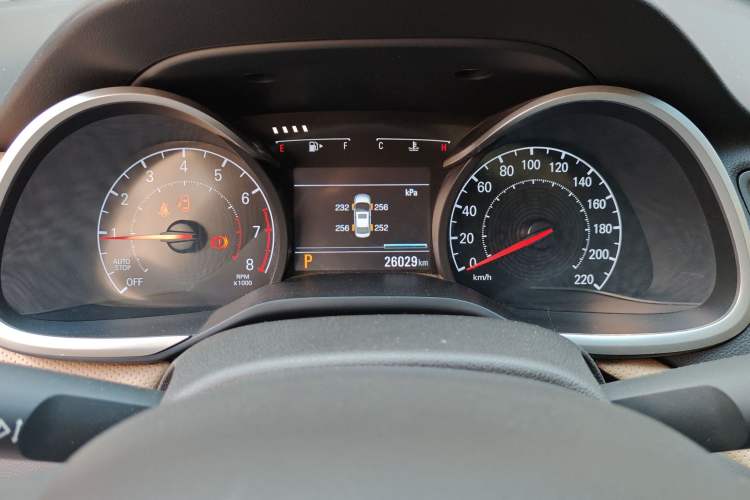 Used Chevrolet Monza 2022 320 Automatic Enjoyment Sunroof Version Odometer Close Up