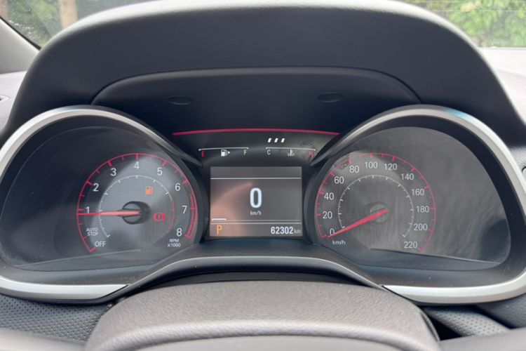 Used Chevrolet Monza 2022 Light Hybrid RS 330T Automatic Comfort Edition Odometer Close Up