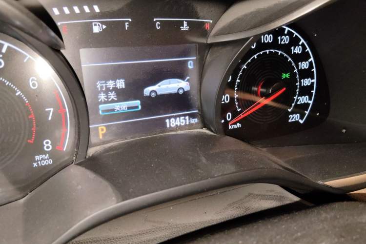 Used Chevrolet Monza 2022 320 Automatic Enjoyment Edition Odometer Close Up