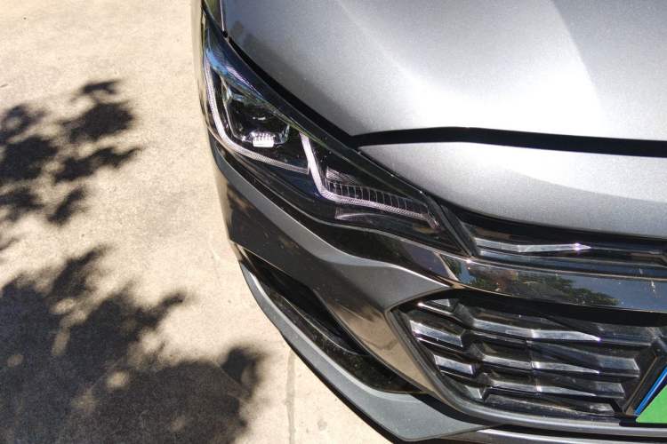 Used Chevrolet Monza 2022 Light Hybrid RS 330T Automatic Comfort Edition Right Front Headlight